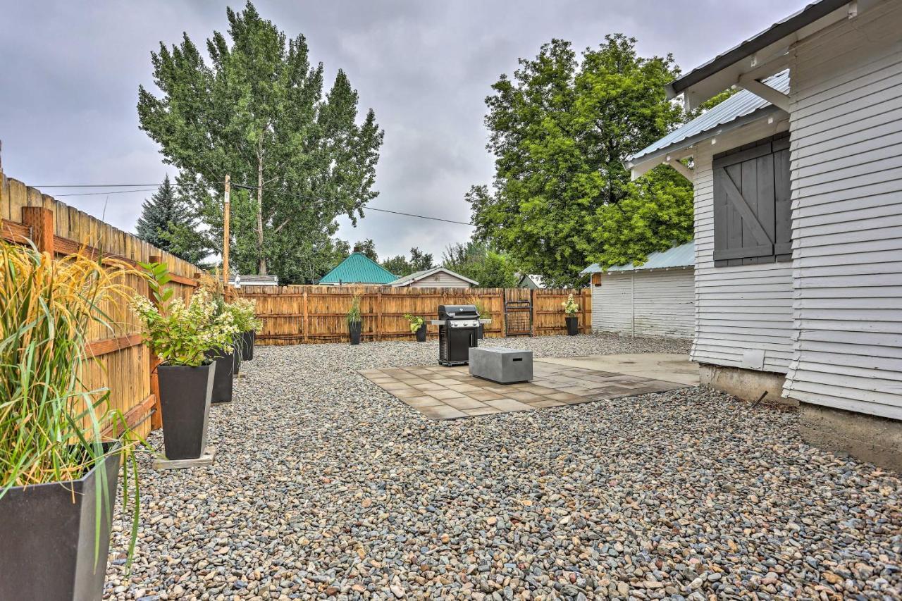 Pet-Friendly Baker City Escape With Private Yard! Exterior photo